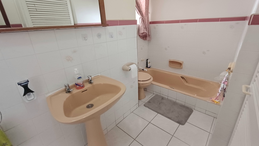 3 Bedroom Property for Sale in Retief Eastern Cape